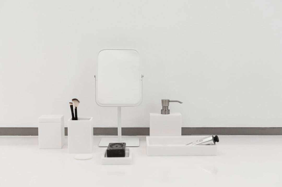 Moon badeserie fra Aquanova i hvid og sort