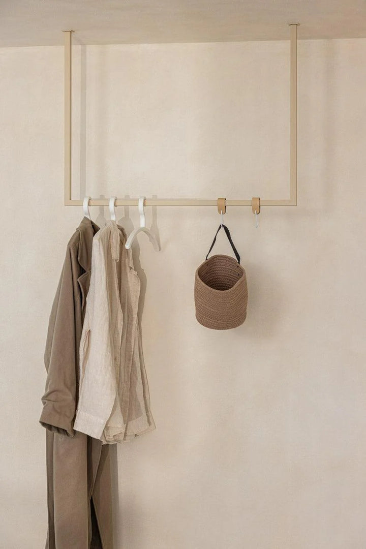 Rubi - Lofthængt tøjstativ