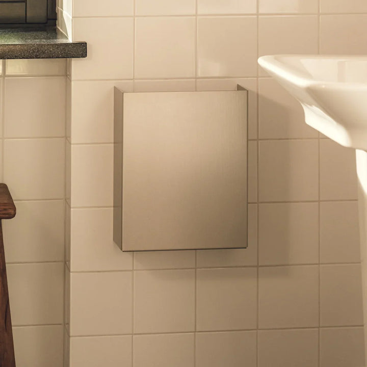 Riga affaldsspand til væg