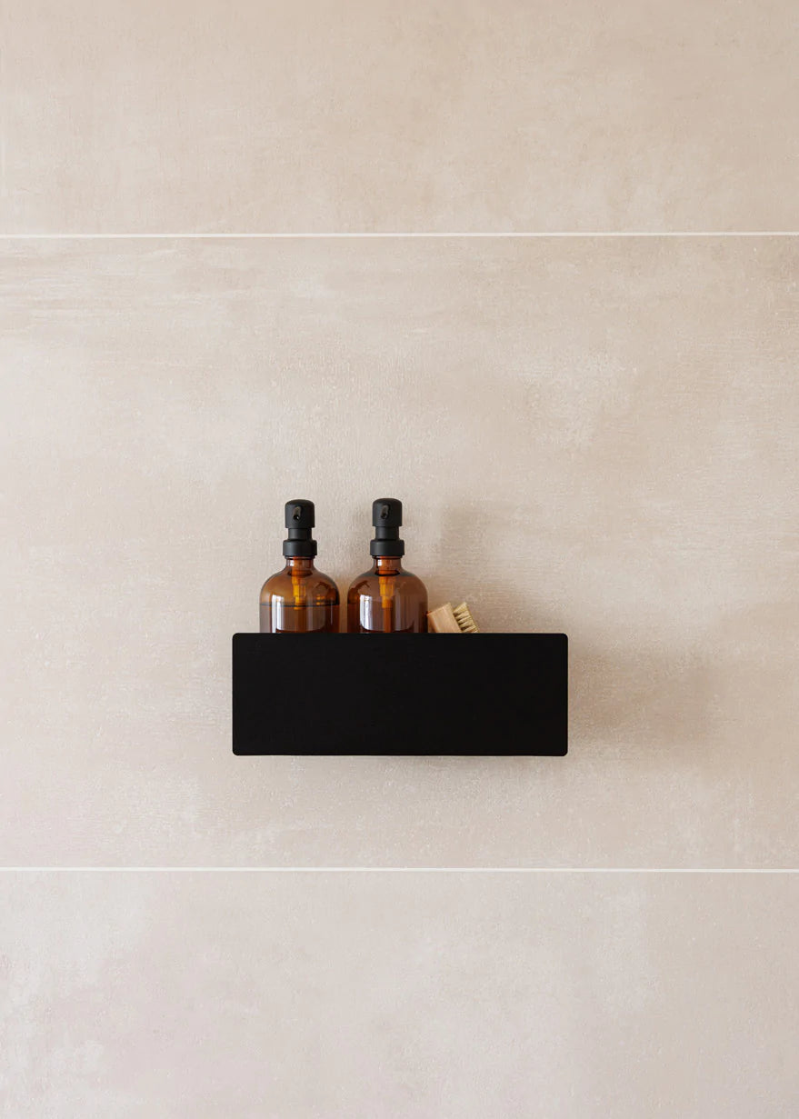 Sort badehylde uden skruer