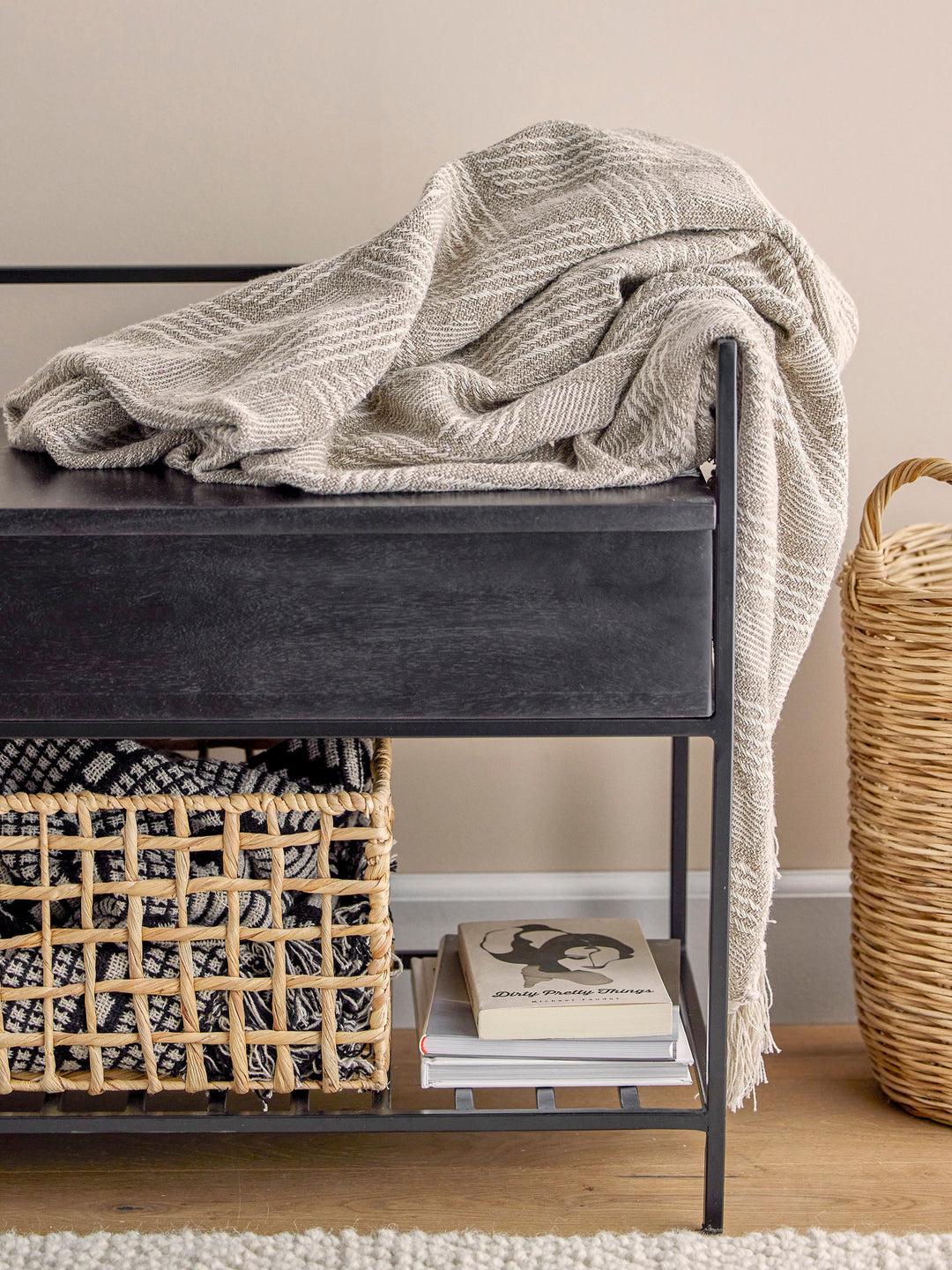 Abelone Bænk, Sort, FSC 100%® Mango