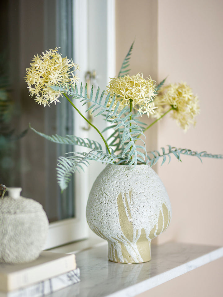 Morag Vase, Natur, Stentøj