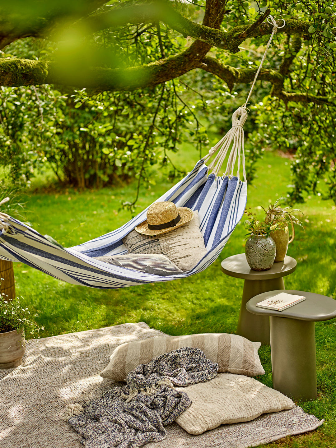 Marcey Sidebord, Grå, Fibercement