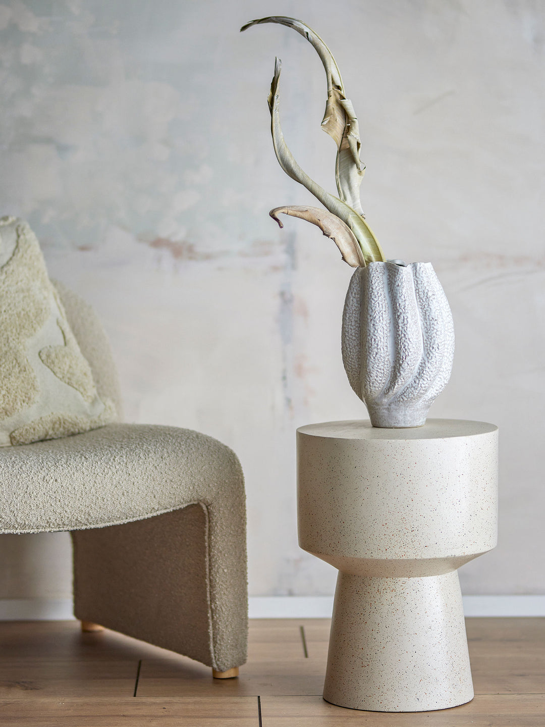 Cove Vase, Hvid, Stentøj