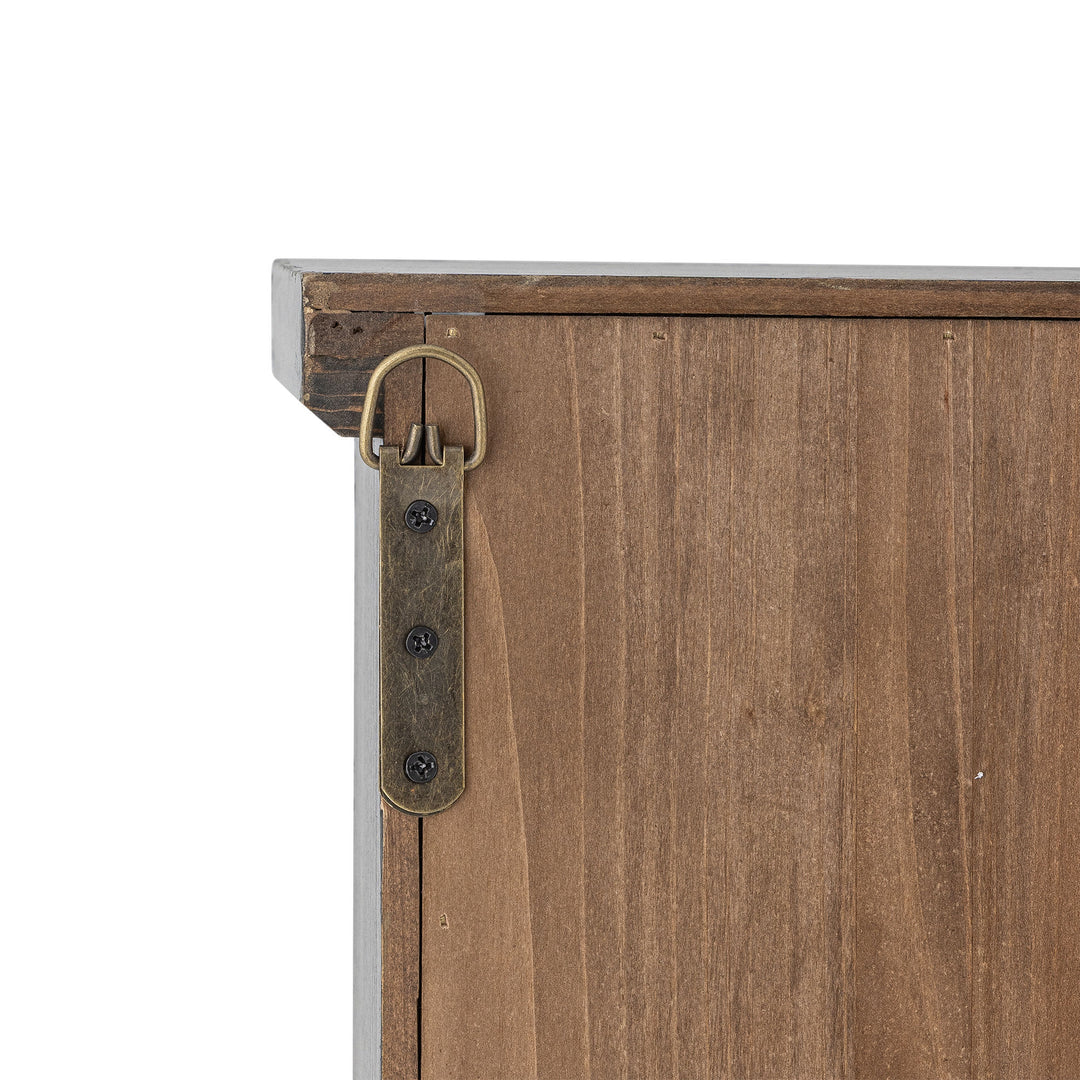 Hazem Skab, Sort, Fyrretræ