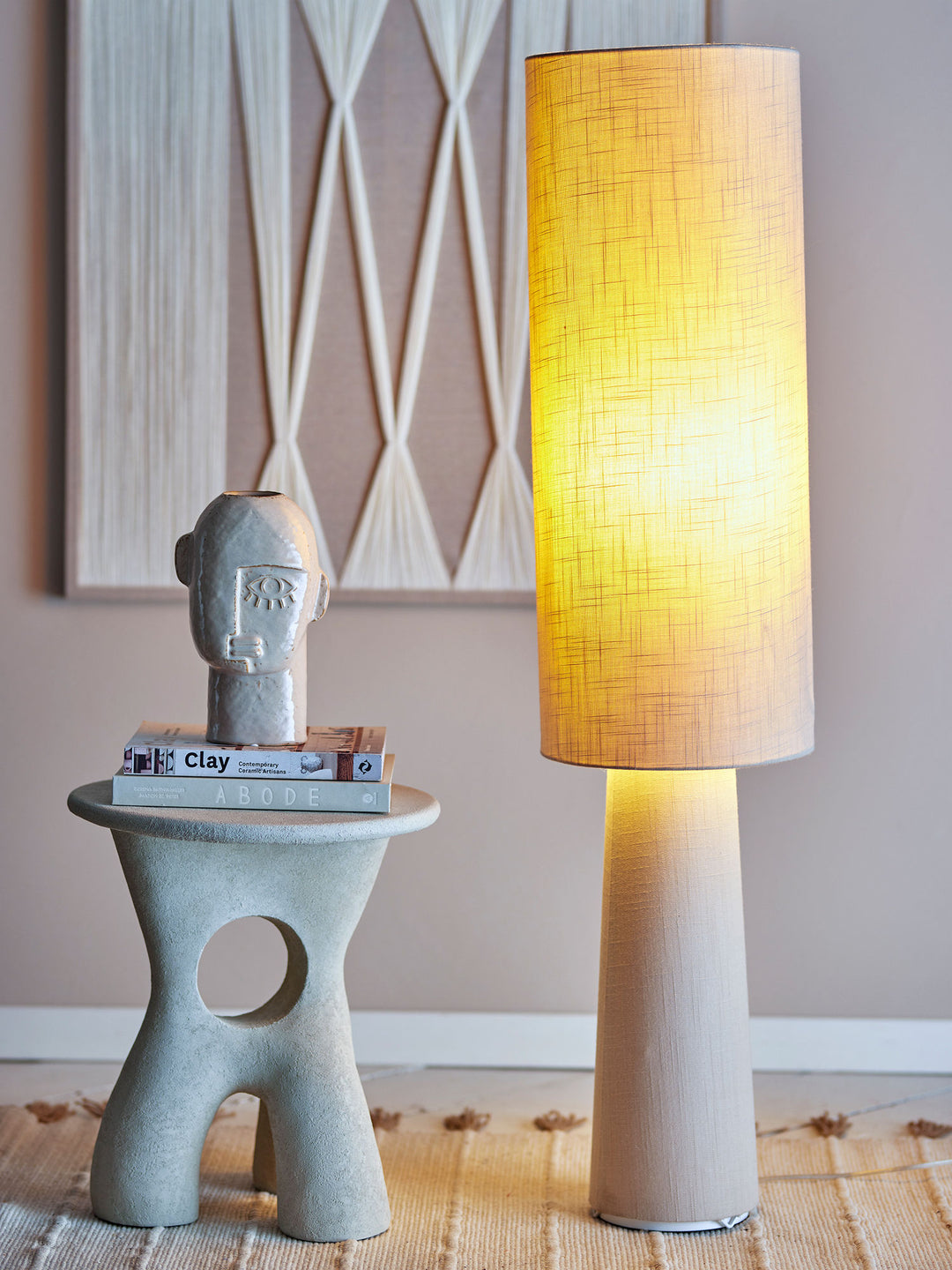 Emmie Gulvlampe, Natur, Hør