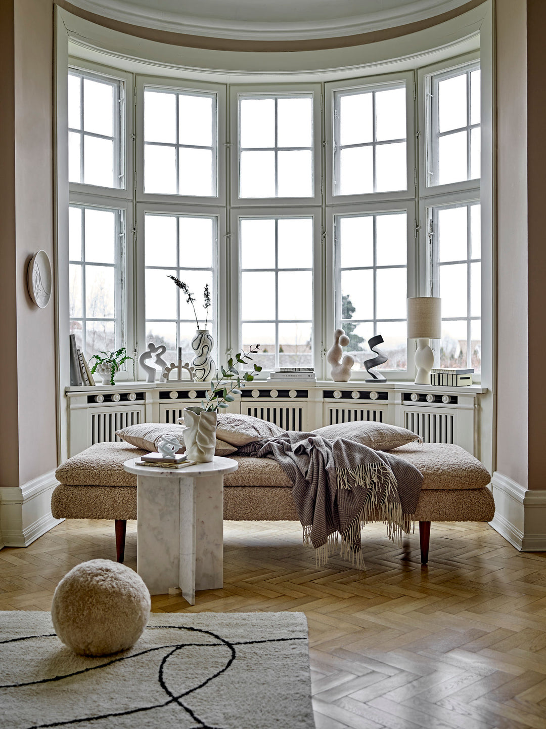 Jasmia Sidebord, Hvid, Marmor