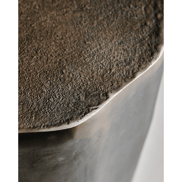 House Doctor Sidebord, HDMeta, Antikk messingfinish