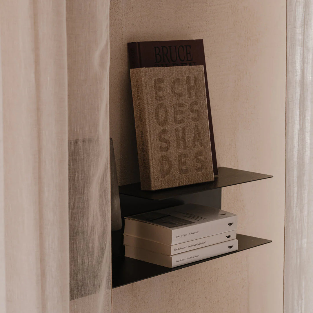 Pulverlakeret PORTO hylde – slidstærk stålhylde til daglig brug