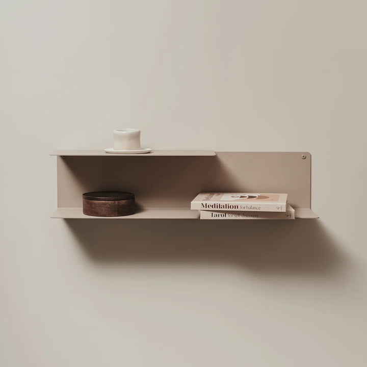 Væghængt PORTO natbord – pladsbesparende hylde med to opbevaringsniveauer